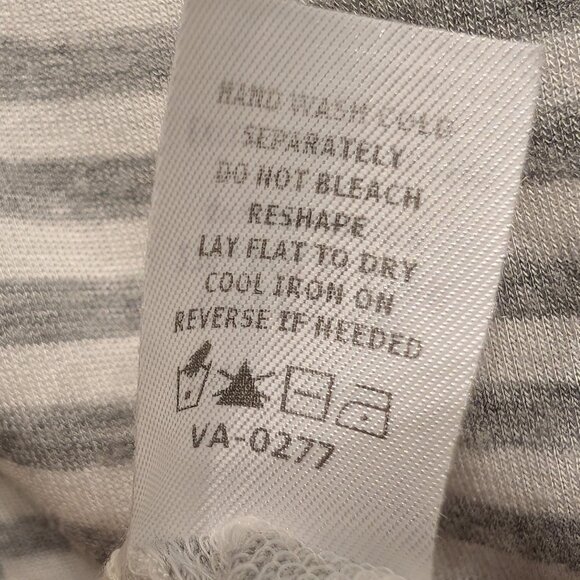 Vanity Asymmetrical zip Front Sleeveless Top Size Small - Picture 9 of 10